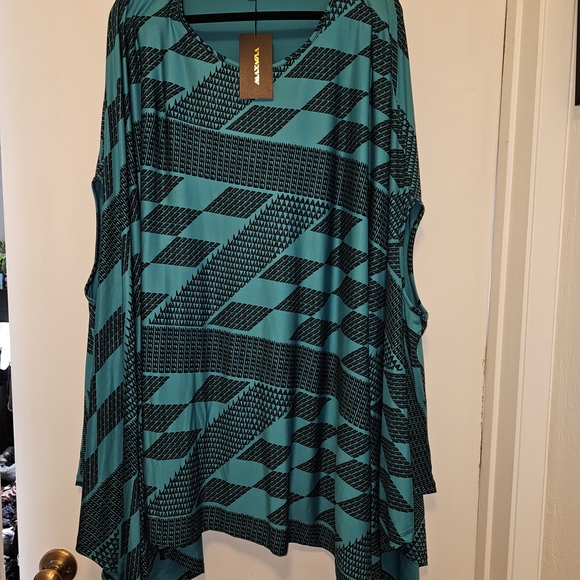 Manaola Tops - Manaola Jade and Black Kipuka Tunic
